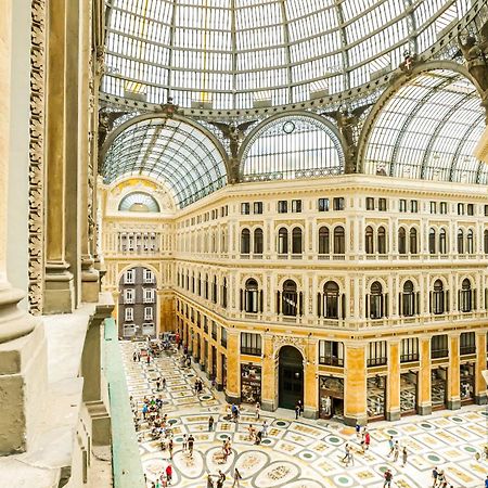 Maison San Carlo Luxury Suites Наполи Екстериор снимка