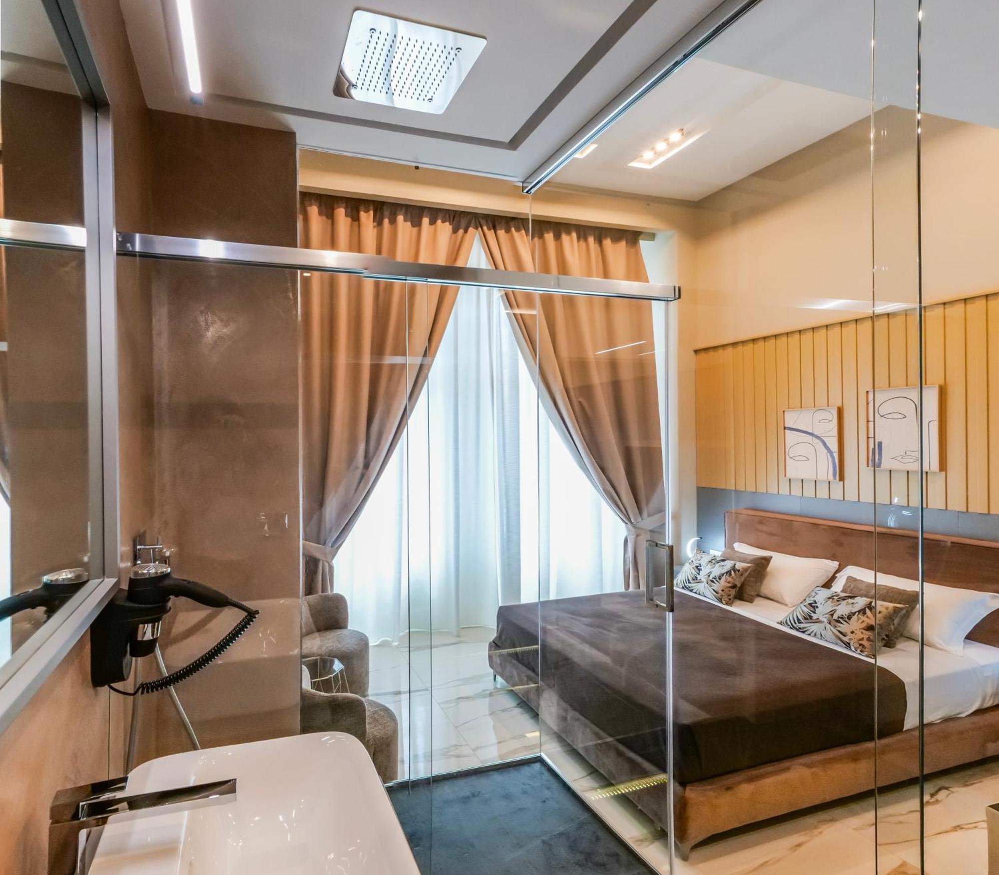 Maison San Carlo Luxury Suites Наполи Екстериор снимка