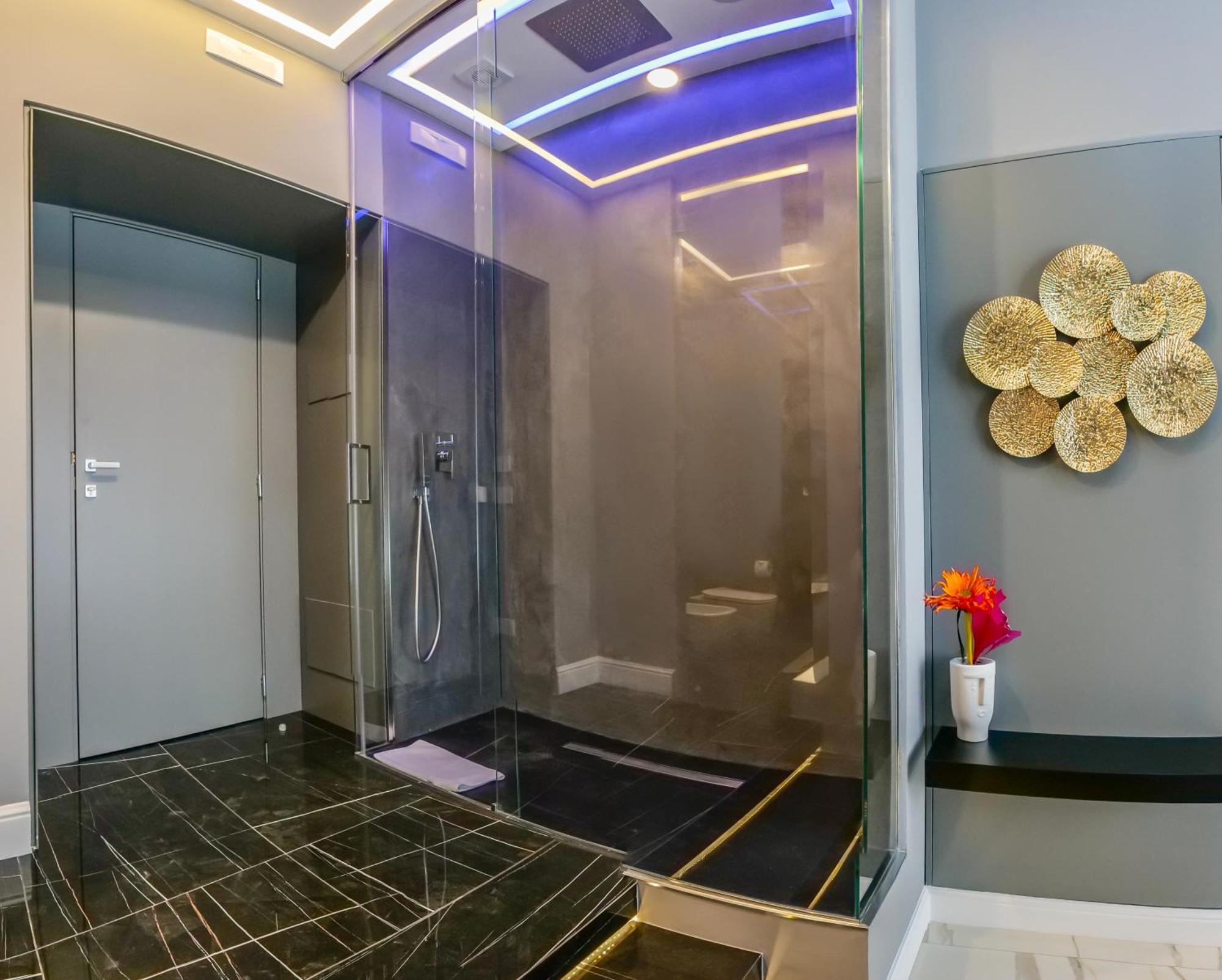Maison San Carlo Luxury Suites Наполи Екстериор снимка