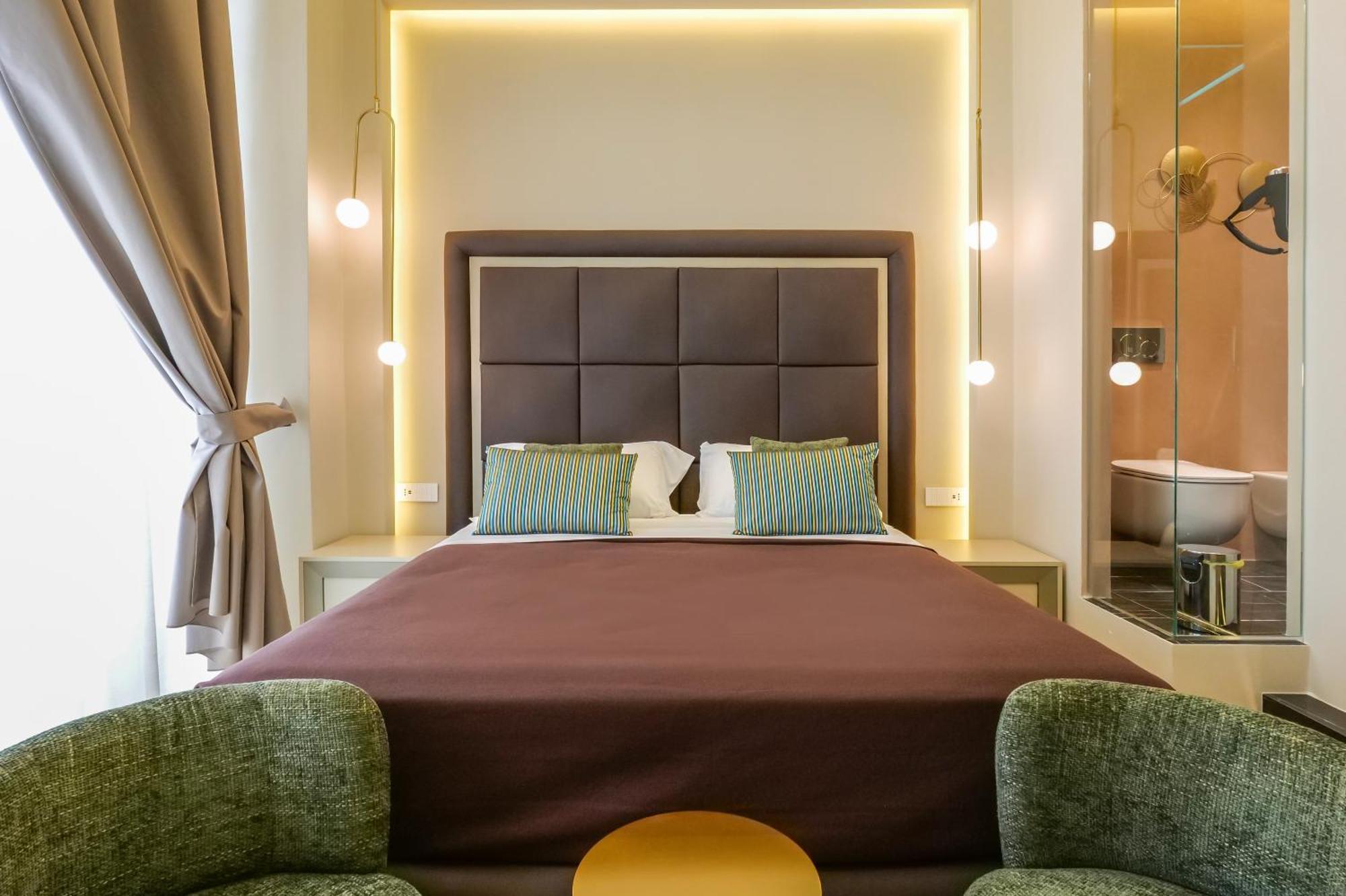 Maison San Carlo Luxury Suites Наполи Екстериор снимка