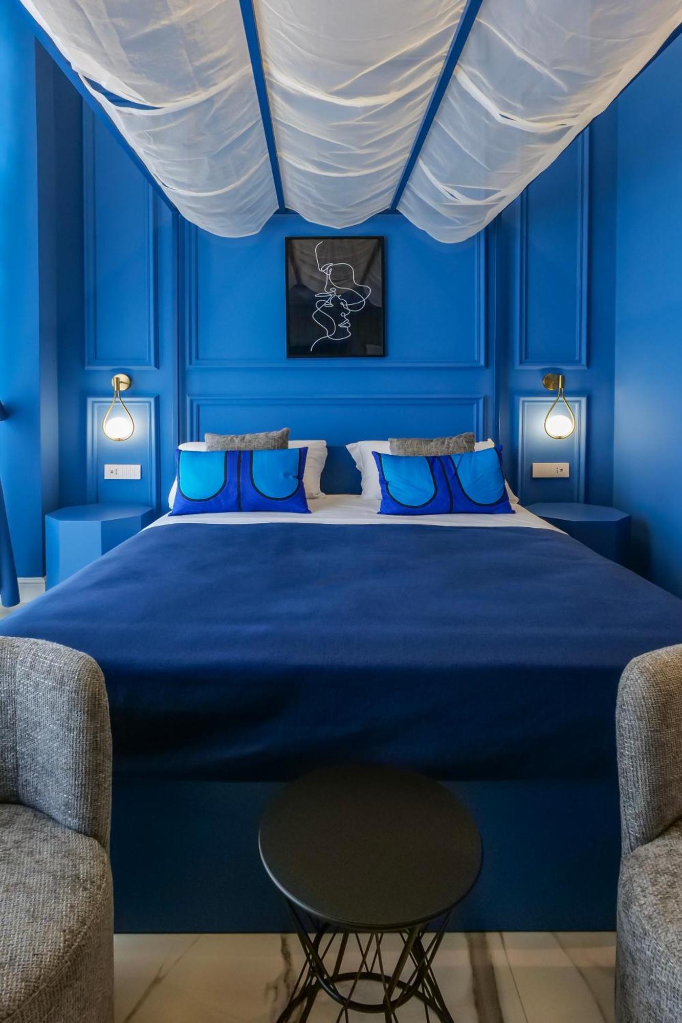 Maison San Carlo Luxury Suites Наполи Екстериор снимка